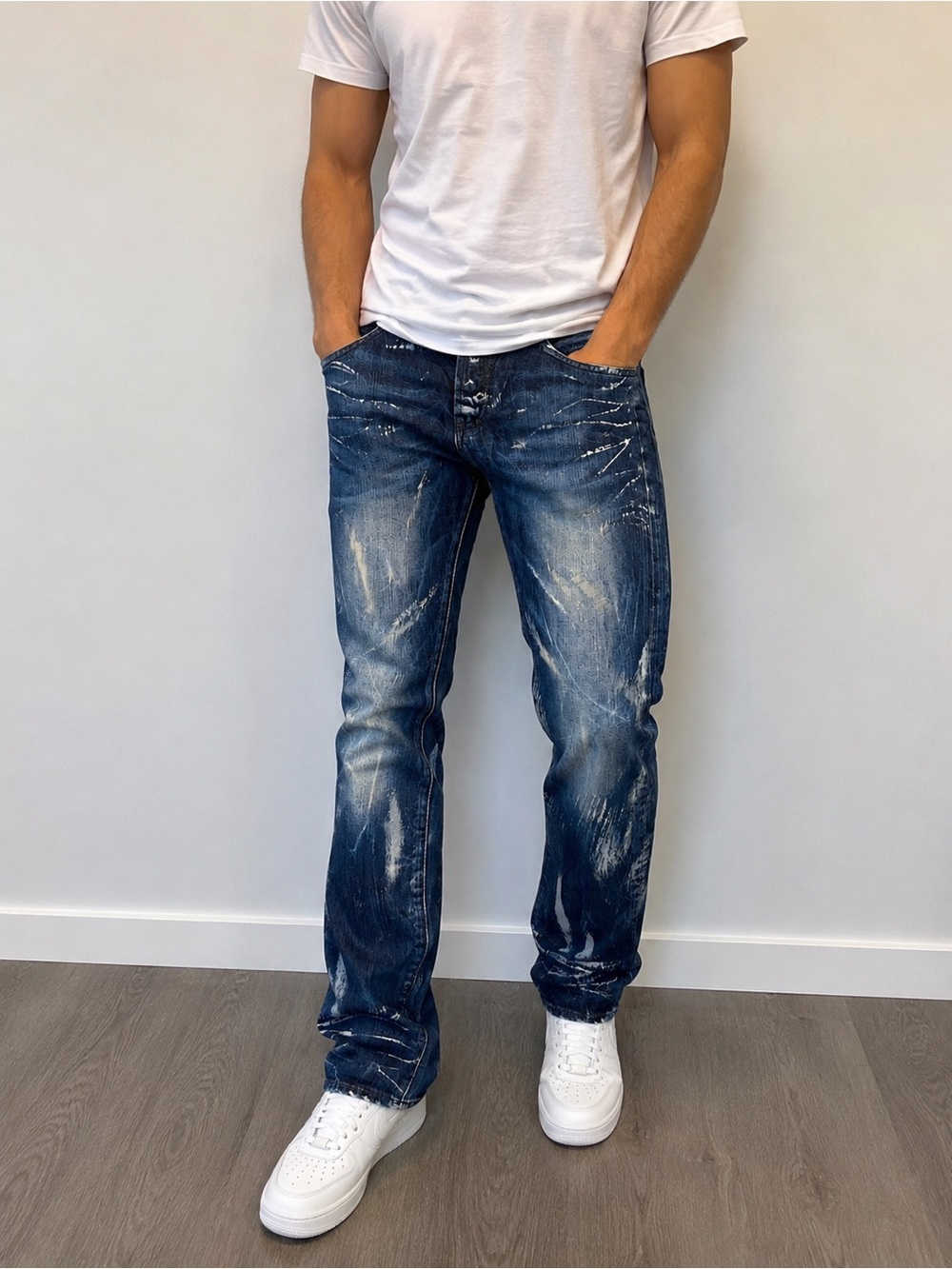 Men's Straight Fit Distressed Blue Jeans